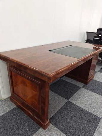 Dammam, Furniture, SAR 1000,  1 Long Conference Table And 1 Office Desk