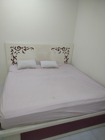 Umm Al Hamam, Furniture, SAR 350,  King Size Bed & Mattress Available
