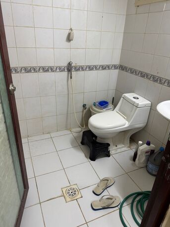 Al Wizarat, Housing Exchanges, SAR 27000/month,  2 BR,  Flat For Rent Immediately