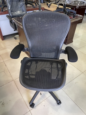 Jeddah, Furniture, SAR 1900,  Herman Miller Aeron Classic