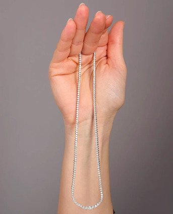 London, Jewelry, GBP 8500,  Luxury 6ct Graduated Diamond Tennis Necklace In London.