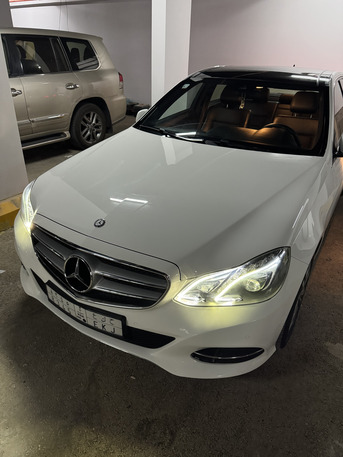 Al Wizarat, Vehicles, Cars & Trucks , SAR 69000,  Mercedes-Benz E200,  2016,  Automatic,  190000 KM,    (W212) &ndash; Excellent Condition | GCC Specs | Turbo | Panoramic Roof