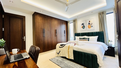 New Delhi, Apts/Flats Wanted, INR 28634/day,  Furnished,  4 BR,  2800 Sq. Meter,  BluO 4BHK Safdarjung Enclave - Lift, Balcony