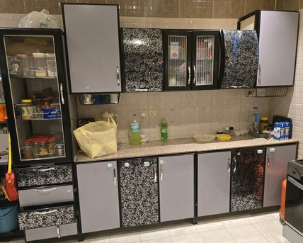 Riyadh, Appliances, SAR 350,  Kitchen Cabinet & Turkish Oven