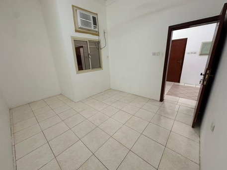 Gudaibiya, Apartments/Houses, BHD 160/year,  1 BR,  Gudaibiya:- Groundfloor 1Bhk Flat On Rent With Ewa..