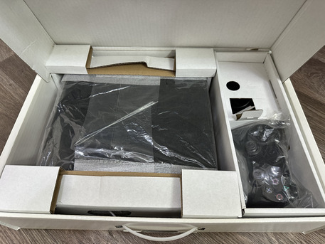 Riyadh, Video Games, SAR 1999,  PS4 Fat (500GB) - Like New Condition With Original Box And 17 Top Games