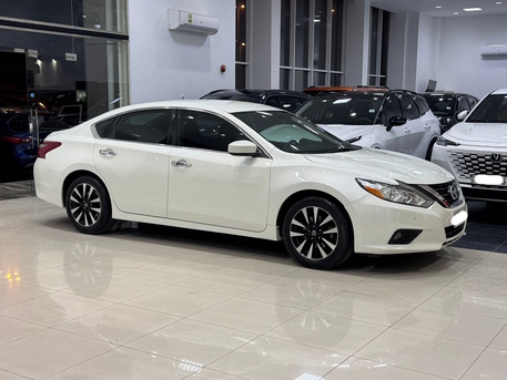 Manama, Vehicles, Cars & Trucks , BHD 2950,  Nissan Altima,  2018,  Automatic,  115150 KM,    (White)