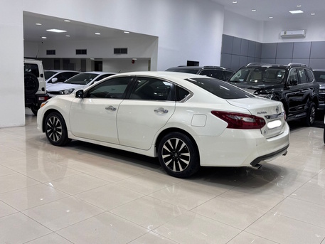 Manama, Vehicles, Cars & Trucks , BHD 2950,  Nissan Altima,  2018,  Automatic,  115150 KM,    (White)