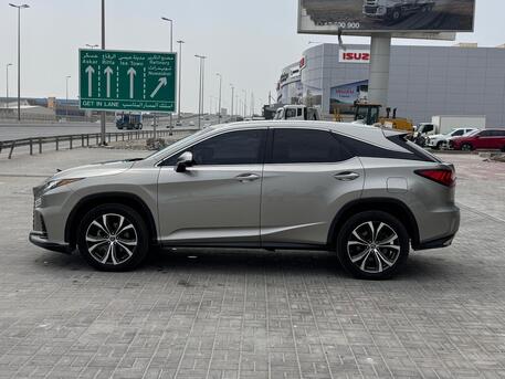 Manama, Vehicles, Cars & Trucks , BHD 9000,  Lexus RX-350,  2018,  Automatic,  117800 KM,   /  (Grey)