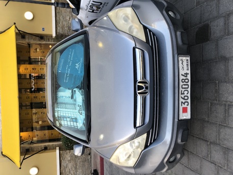 Manama, Vehicles, Cars & Trucks , BHD 3300,  Honda CR-V,  2009,  Automatic,  200000 KM,  For Sale -  Model Honda Crv