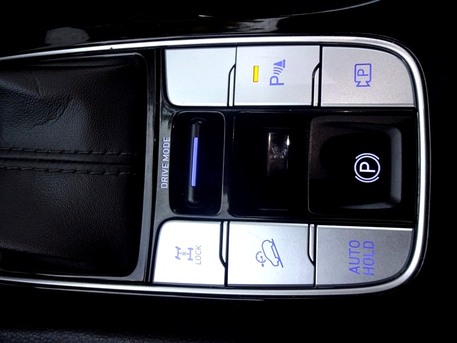 Zinj, Vehicles, Cars & Trucks , BHD 7900,  Hyundai Tucson,  2022,  Automatic,  155000 KM,    &ndash; White (Full Option) - Agent Maintained # Urgent Sale