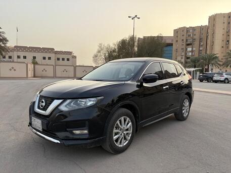 Riyadh, Vehicles, Cars & Trucks , SAR 52000,  Nissan X-Trail,  2021,  Automatic,  140000 KM,