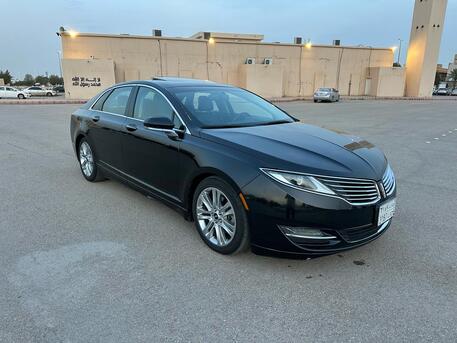Riyadh, Vehicles, Cars & Trucks , SAR 32000,  Lincoln MKZ 3.7 AWD,  2014,  Automatic,  250000 KM,    Full Options With Panorama Sunroof Good Price