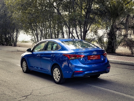 Manama, Vehicles, Cars & Trucks , BHD 1,  HYUNDAI,  2020,  Automatic,  88000 KM,  BLUE COLOR MID OPTION