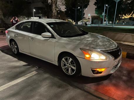 Sulai, Vehicles, Cars & Trucks , SAR 27000,  Nissan Altima 2013 &ndash; Limited Edition,  2013,  Automatic,  254366 KM,   &ndash; Very Clean Car For Its Age.