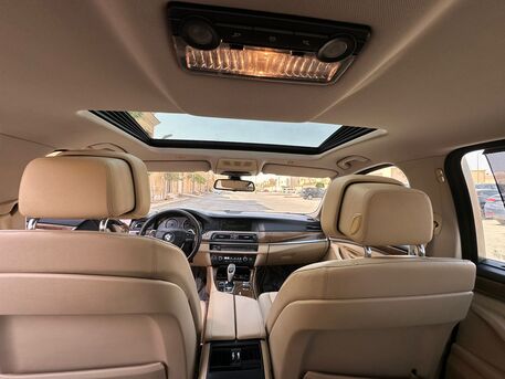 Riyadh, Vehicles, Cars & Trucks , SAR 42000,  BMW 523i,  2011,  Automatic,  129000 KM,    Fully Loaded With Sunroof For Sales (Accident Free) N Low Odo