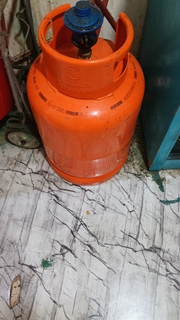 Jeddah, Furniture, SAR 800,  House Hold Items Including Smart TV ,Printer Big Shelf