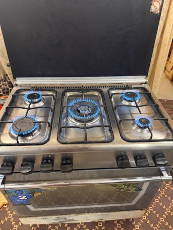 Jeddah, Household Items, SAR 500,  5-Burner Gas Stove With Oven &ndash; Excellent Condition