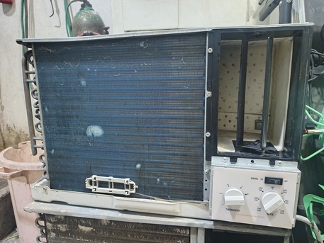 Jubail, Air Conditioners, SAR 600,  Window AC For Sale - Excellent Condition