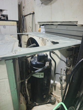 Jubail, Air Conditioners, SAR 600,  Window AC For Sale - Excellent Condition