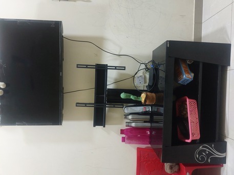 Riffa, Electrical & Plumbing, BHD 15,  Tv Stand And Samsung Tv 40 Inch