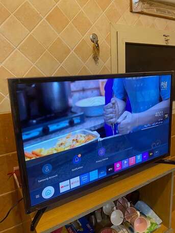 Makkah, Appliances, SAR 500,  SAMSUNG 32 Inch HD Smart TV Model UA32T5300AU