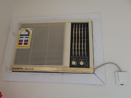 Al Rehab, Air Conditioners, SAR 600,  Excellent Condition: 1.5 Ton Window ACs For Sale!