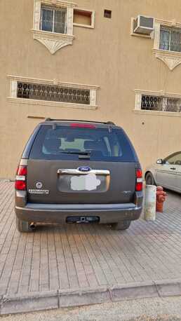 Al Iskan, Vehicles, Cars & Trucks , SAR 20000,  Ford Explorer,  2009,  Automatic,  268 KM,    FAMILY USED CAR  20000 SAR
