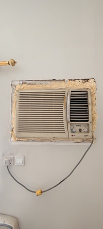 Khobar, Household Items, SAR 500,  1.5 Ton Window AC