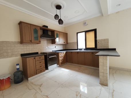 Manama, Apartments/Houses, BHD 180/year,  2 BR,  Jidali:- 2Bhk Unfurnished Flat On Rent ..