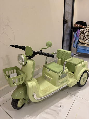 Jeddah, Toys & Games, SAR 1,  Car/ Baby Chair