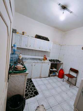 Riyadh, Housing Exchanges, SAR 1300/month,  2 BR,  I Am Offering A Separate Room And A Bathroom To Family Flat. @ Ground Floor.