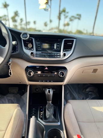 Jubail, Vehicles, Cars & Trucks , SAR 51500,  Hyundai Tucson,  2016,  Automatic,  195000 KM,    For Sale, 2.0 Liter, 4WD, Panoramic
