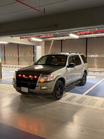 Al Majmaah, Vehicles, Cars & Trucks , SAR 18000,  Ford Explorer,  2008,  Automatic,  325000 KM,