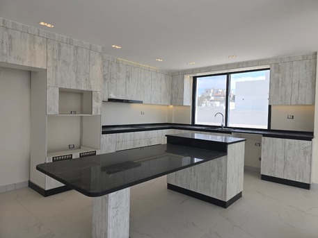 Abdoun, Apartments/Houses, JOD 22000/year,  3 BR,  160 Sq. Meter,  Rooftop Apartment For Rent In Abdoun