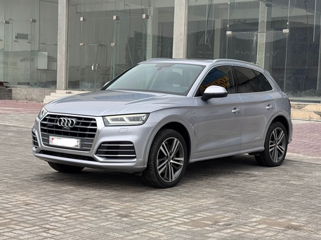 Manama, Vehicles, Cars & Trucks , BHD 8500,  Audi Q5,  2019,  Automatic,  50700 KM,   /  (Silver)