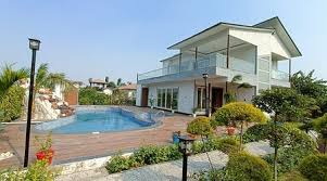 Noida, Residential Plots, Buy Lake View Farmhouse In Noida &ndash; Perfect Weekend Getaway Property