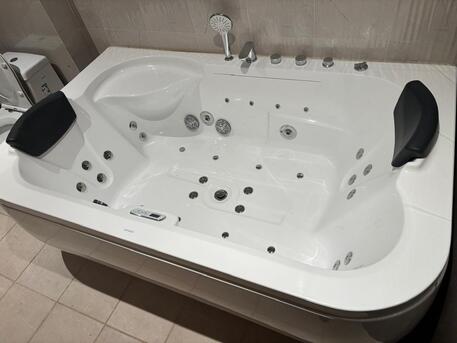 Diplomatic Quarter, Health & Beauty Items, SAR 4000,  Jacuzzi For Sale