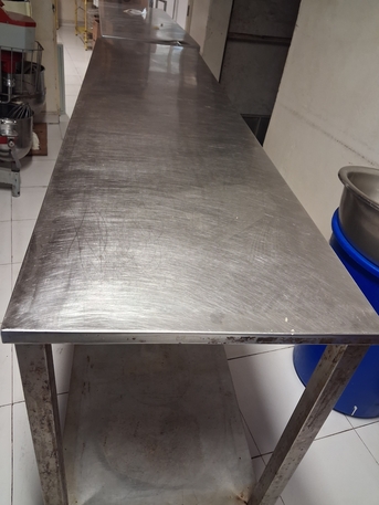 Tubli, Materials, BHD 15,  STAINLESS STEEL TABLES FOR SALE - LOW PRICE