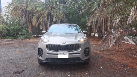 Umm Al Hassam, Vehicles, Cars & Trucks , BHD 3800,  Kia Sportage,  2017,  Automatic,  98000 KM,  Well Maintained # No Works Required