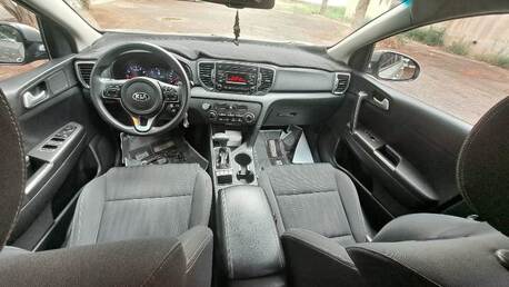 Umm Al Hassam, Vehicles, Cars & Trucks , BHD 3800,  Kia Sportage,  2017,  Automatic,  98000 KM,  Well Maintained # No Works Required