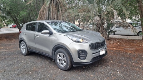 Umm Al Hassam, Vehicles, Cars & Trucks , BHD 3800,  Kia Sportage,  2017,  Automatic,  98000 KM,  Well Maintained # No Works Required