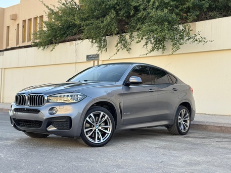 Riyadh, Vehicles, Cars & Trucks , SAR 1,  Bmw X6 M,  2015,  Automatic,  128000 KM,  Specifications- Well Maintained - Low Mileage - Kit M V8