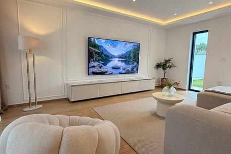 Zagreb, Real Estate For Sale, USD 1225000,  4 BR,  200 Sq. Meter,  Luxurious Family Villa With A Pool In A Quiet Area Of Pula, Istria, Croatia