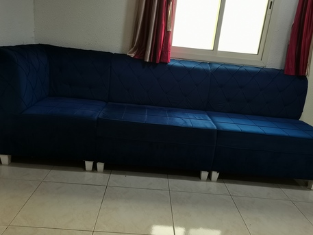 Al Jubail Al Balad, Furniture, SAR 900,  Selling A Spacious 9-seater L-shaped Sofa In Excellent Condition.