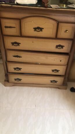 Al Yarmouk, Furniture, SAR 750,  Hujrat Nawm Kabira Sarir Kinj Bimartabat Tibiya Auto_awesome Did You Mean: حجرة نوم كبيرة