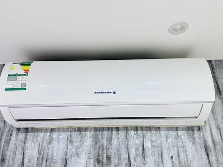 Al Malaz, Air Conditioners, SAR 900,  Split Type A/C - 1.5 Ton , Kelvinator And Furniture