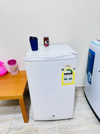 Al Malaz, Air Conditioners, SAR 900,  Split Type A/C - 1.5 Ton , Kelvinator And Furniture