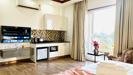 Gurgaon, Apartments/Houses, INR 3500/month,  Furnished,  Studio,  300 Sq. Feet,  Studio Rooms Self-catered Service Apartments Near Medanta Medicity
