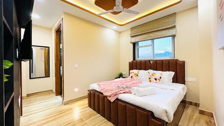 Gurugram, Apartments/Houses, INR 4500/day,  Furnished,  1 BR,  600 Sq. Feet,  1 BHK Apartment Beautiful Self-catered Service Apartments Near Medanta Medicity Hospital